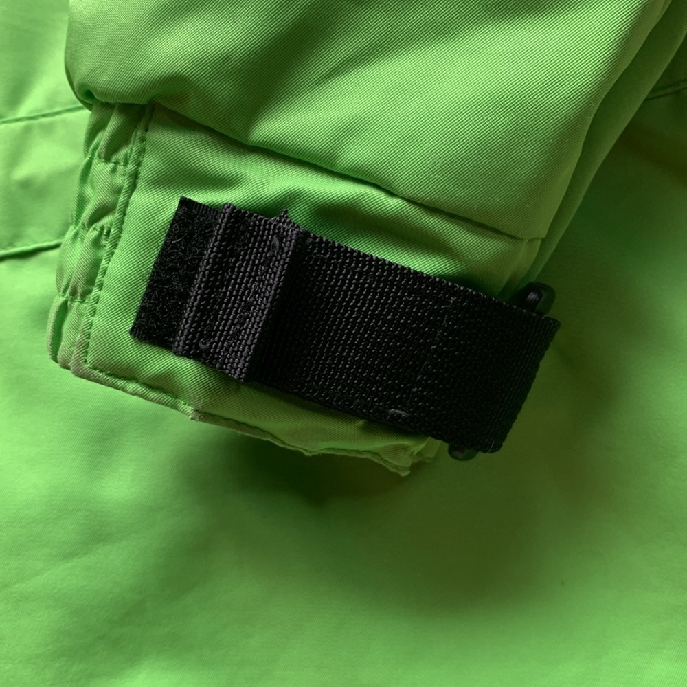 VINTAGE OBERMEYER NEON GREEN SKI JACKET - Picture 9 of 12